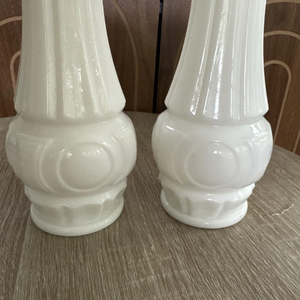 Vtg Wheaton Vase White Milk Glass Bottle 9 Inches Tall MCM